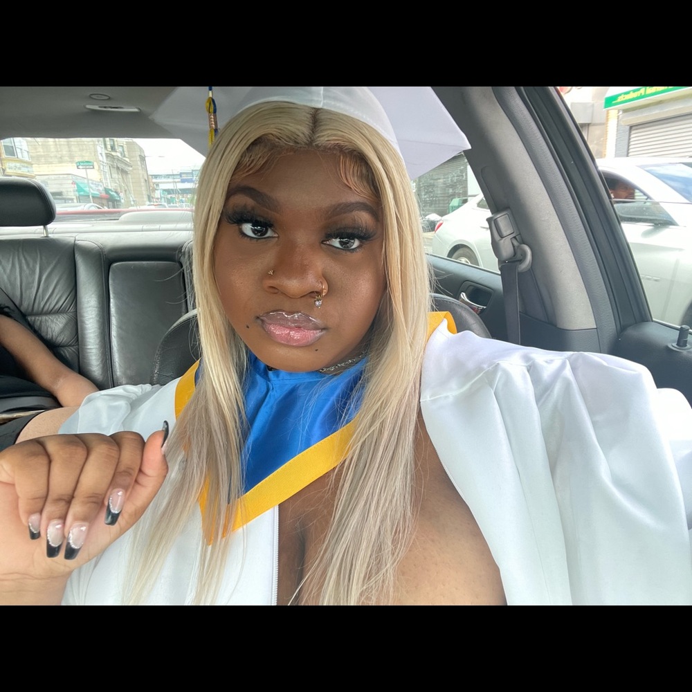 Meet your Posher, Caliyah